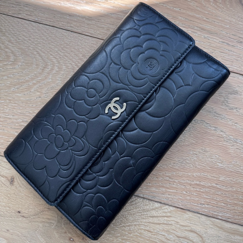 CHANEL Lambskin Camellia Wallet